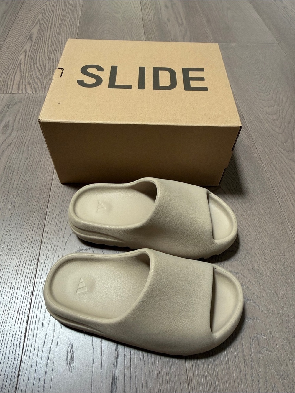 Adidas Yeezy YEEZY Slide "Pure" Sneakers women's size 5.5 authentic
